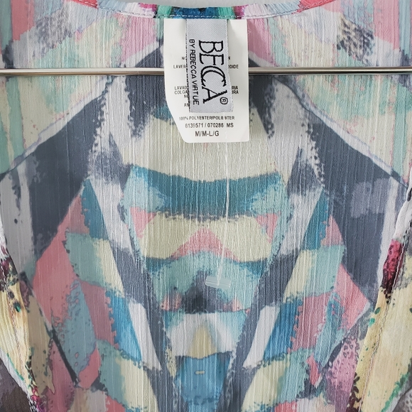 New BECCA Multi-color Print Tunic Cover-up Size M/L - Picture 3 of 5